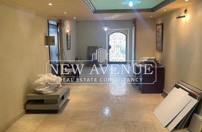 Office Space - 5 Bedrooms - 2 Bathrooms for sale in Zahraa Al Maadi Tunnel - Degla - Hay El Maadi - Cairo