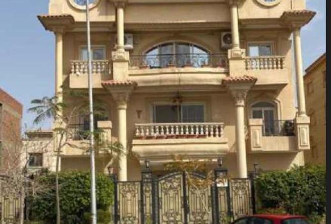 53721087 - Property Image 3