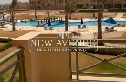 منزل مزدوج - 4 غرف نوم - 3 حمامات للبيع في لافيستا جاردنز - لافيستا - العين السخنة - السويس