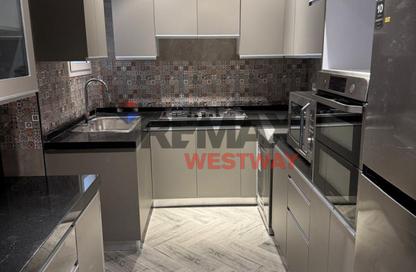 Apartment - 3 Bedrooms - 3 Bathrooms for rent in October Plaza - 6 October Compounds - 6 October City - Giza