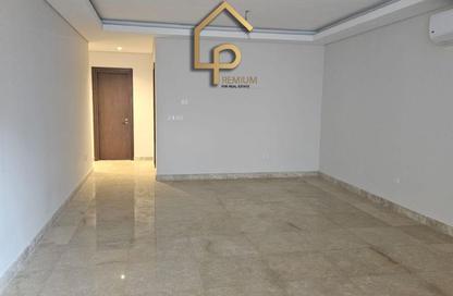 Apartment - 3 Bedrooms - 3 Bathrooms for rent in Village Views - Zed Towers - Sheikh Zayed Compounds - Sheikh Zayed City - Giza