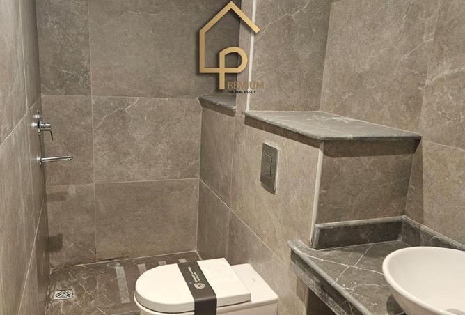 74323703 - Property Image 3