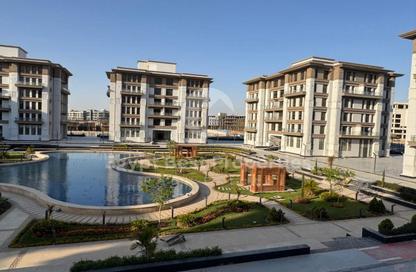 Apartment - 3 Bedrooms - 3 Bathrooms for sale in Eastown - 5th Settlement Compounds - The 5th Settlement - New Cairo City - Cairo