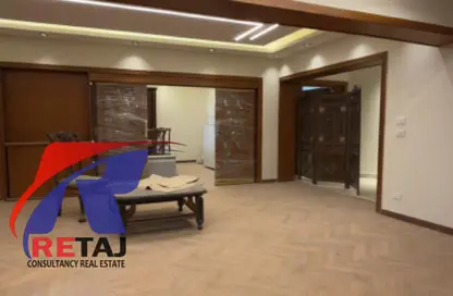 Apartment - 4 Bedrooms - 3 Bathrooms for sale in Al Nasr Road - 1st Zone - Nasr City - Cairo