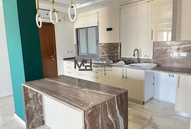 69578001 - Property Image 2