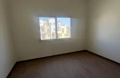 شقة - 4 غرف نوم - 4 حمامات للايجار في ليفانا - اب تاون كايرو - المقطم - القاهرة