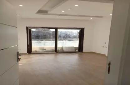 Office Space - 1 Bedroom - 1 Bathroom for rent in Pearl Des Rois - 5th Settlement Compounds - The 5th Settlement - New Cairo City - Cairo