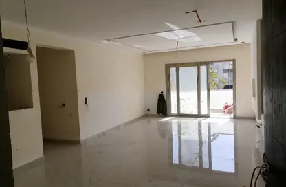 Apartment - 2 Bedrooms - 2 Bathrooms for sale in Galleria Residences - South Investors Area - New Cairo City - Cairo