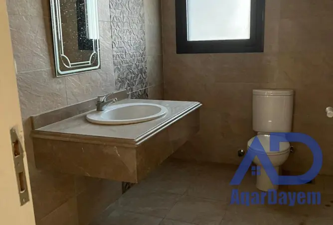 95762589 - Property Image 3
