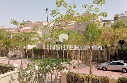 تاون هاوس - 4 غرف نوم - 4 حمامات للبيع في الباتيو 5 ايست - الباتيو - كمبوندات الشروق - مدينة الشروق - القاهرة