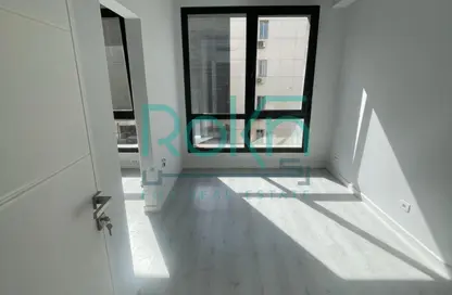 Clinic - Studio - 1 Bathroom for rent in Arkan Plaza - 26th of July Corridor - Sheikh Zayed City - Giza