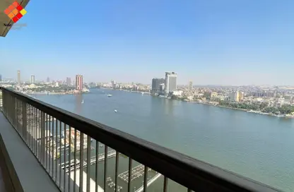 شقة - 4 غرف نوم - 5 حمامات للبيع في شارع النيل - الدقي - الجيزة