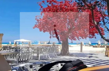 شاليه - 2 غرف نوم - 2 حمامات للبيع في ماونتن فيو راس الحكمة - راس الحكمة - الساحل الشمالي