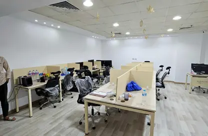 مساحات مكتبية - 3 غرف نوم - 1 حمام للايجار في وان قطامية - كمبوندات القطامية - القطامية - مدينة القاهرة الجديدة - القاهرة