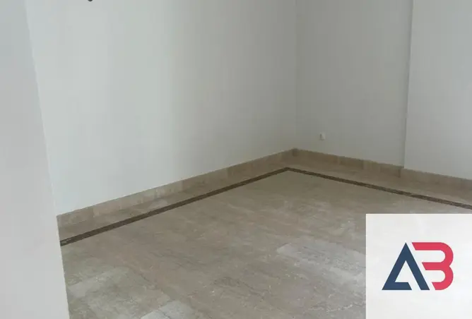 111304038 - Property Image 3