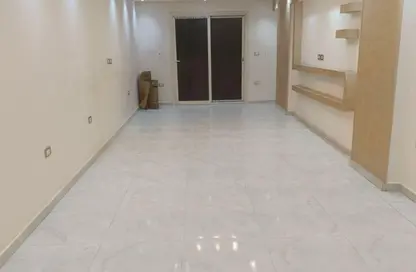 Apartment - 3 Bedrooms - 2 Bathrooms for rent in Gesr Al Suez St. - El Nozha El Gadida - El Nozha - Cairo