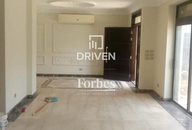 8638725 - Property Image 2