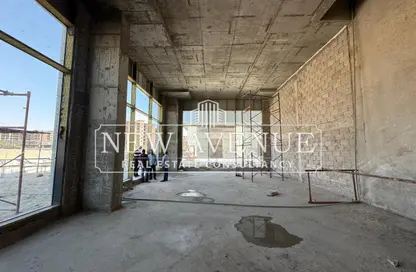 مطعم - استوديو - 2 حمامات للبيع في جولدن جيت - شارع التسعين الجنوبي - التجمع الخامس - مدينة القاهرة الجديدة - القاهرة