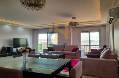 Apartment - 2 Bedrooms - 2 Bathrooms for sale in Stone Residence - 5th Settlement Compounds - The 5th Settlement - New Cairo City - Cairo