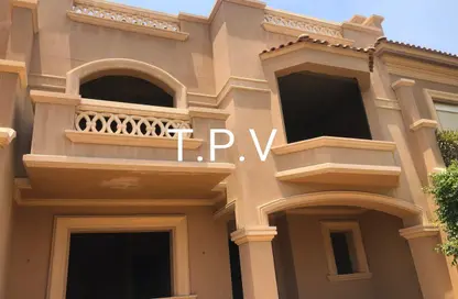 فيلا - 3 غرف نوم - 5 حمامات للبيع في لا نوفا فيستا - المستثمرين الشمالية - مدينة القاهرة الجديدة - القاهرة