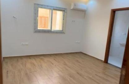 Apartment - 3 Bedrooms - 3 Bathrooms for rent in Ahmed Shawky Axis - El Banafseg 1 - El Banafseg - New Cairo City - Cairo