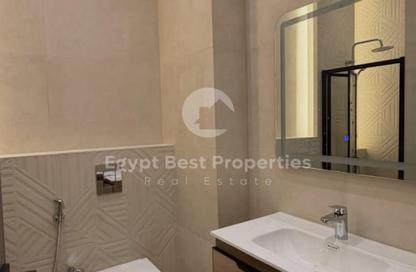 Apartment - 3 - 3 for sale in The Address East - 90 Street - The 5th Settlement - New Cairo City - Cairo