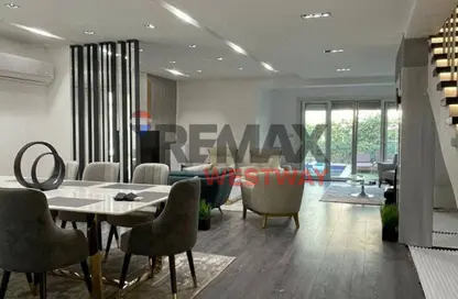 أي فيلا - 3 غرف نوم - 3 حمامات للبيع في ماونتن فيو اكتوبر بارك - الحي السادس - مدينة 6 أكتوبر - الجيزة