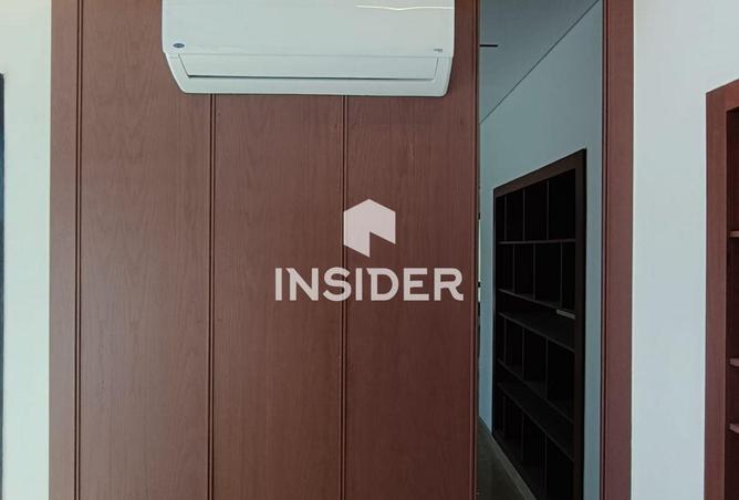 99120429 - Property Image 2