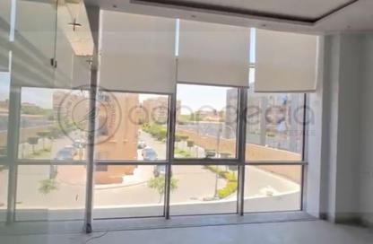 نصف طابق - استوديو - 1 حمام للايجار في ليفين سكوير مول - التجمع الاول - مدينة القاهرة الجديدة - القاهرة