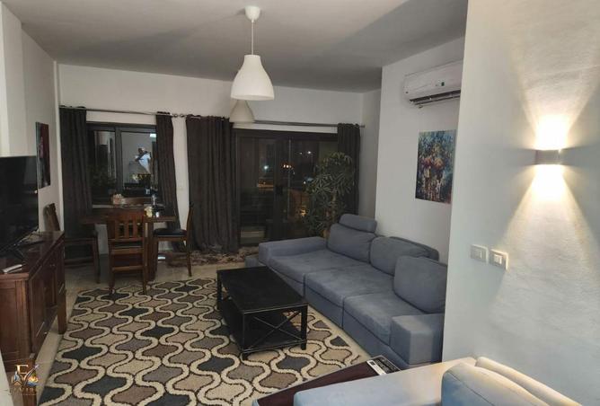 102918315 - Property Image 2