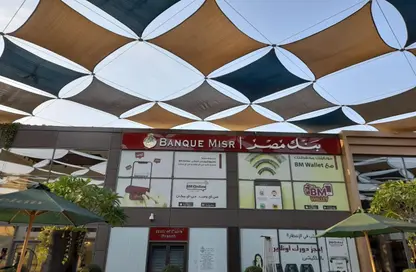 محل تجاري - استوديو - 2 حمامات للايجار في ووك اوف كايرو - كمبوندات الشيخ زايد - الشيخ زايد - الجيزة