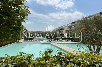 Apartment - 3 Bedrooms - 3 Bathrooms for sale in Lake View Residence - 5th Settlement Compounds - The 5th Settlement - New Cairo City - Cairo
