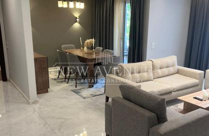 Apartment - 2 Bedrooms - 2 Bathrooms for sale in Palm Hills Village Gate - South Investors Area - New Cairo City - Cairo