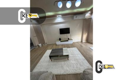 Apartment - 2 Bedrooms - 1 Bathroom for rent in El Rehab Extension - Al Rehab - New Cairo City - Cairo