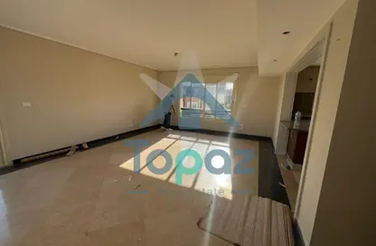 Apartment - 2 Bedrooms - 3 Bathrooms for rent in New Giza - Cairo Alexandria Desert Road - 6 October City - Giza