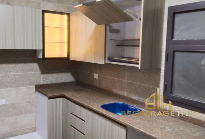 66432172 - Property Image 3