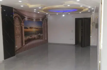 شقة - 3 غرف نوم - 2 حمامات للبيع في البوابة الرابعة - مينا - حدائق الاهرام - الجيزة