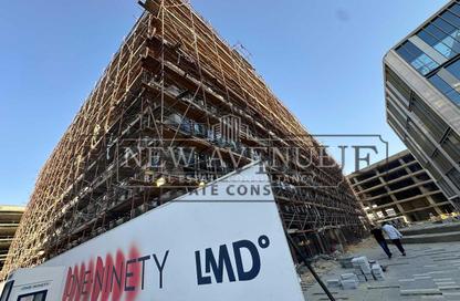 مساحات مكتبية - استوديو - 1 حمام للبيع في وان نانيتي - شارع التسعين الجنوبي - التجمع الخامس - مدينة القاهرة الجديدة - القاهرة