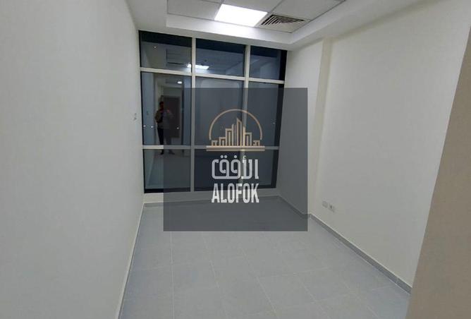 73776096 - Property Image 3