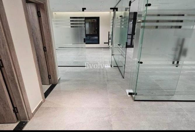 98004110 - Property Image 2