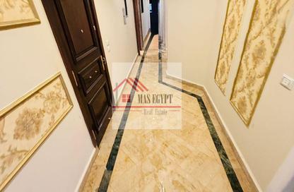 شقة - 4 غرف نوم - 3 حمامات للبيع في شارع الحجاز - المهندسين - الجيزة