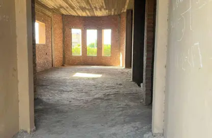 منزل مزدوج - 4 غرف نوم - 4 حمامات للبيع في مون فالي - المستثمرين الجنوبية - مدينة القاهرة الجديدة - القاهرة