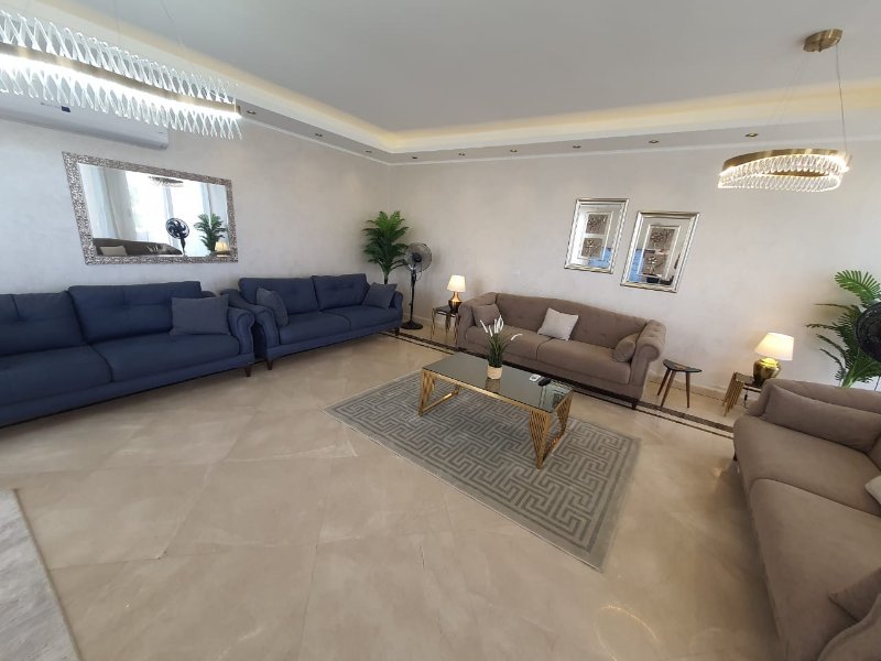 Rent 4BR Villa | FIrst row lagoon | Seashell thumbnail