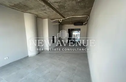 Office Space - 1 Bedroom for sale in Concord Plaza - South Investors Area - New Cairo City - Cairo