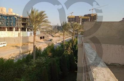 منزل مزدوج - 3 غرف نوم - 4 حمامات للبيع في حى الورود - التوسعات الشمالية - مدينة 6 أكتوبر - الجيزة