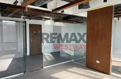 مساحات مكتبية - 3 غرف نوم - 1 حمام للايجار في اركان بلازا - محور 26 يوليو - الشيخ زايد - الجيزة