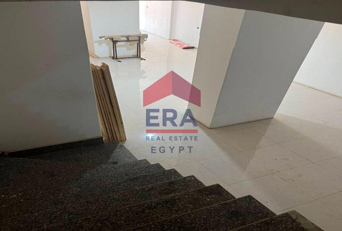 98819348 - صورة العقار 2