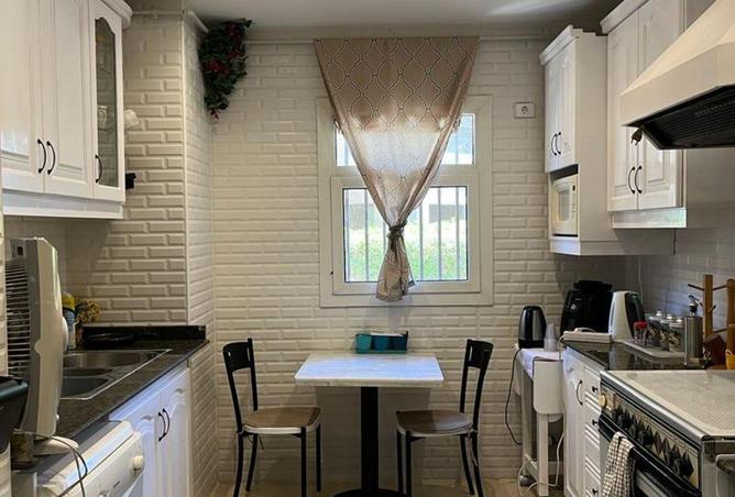 8587608 - Property Image 2