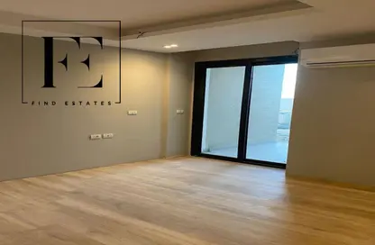 تاون هاوس - 5 غرف نوم - 4 حمامات للبيع في نيو جيزة - طريق مصر اسكندرية الصحراوي - مدينة 6 أكتوبر - الجيزة