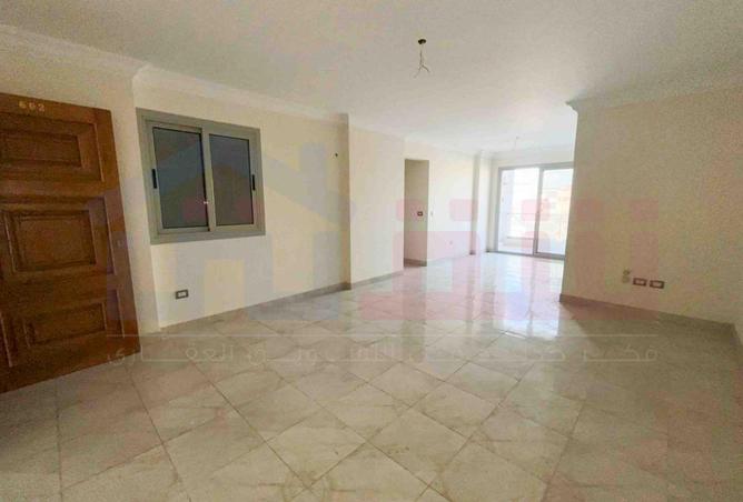 8702807 - الصورة الرئيسية للعقار